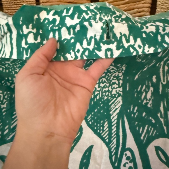 Urban Outfitters Green and White jungle print Shower Curtain - Picture 2 of 3